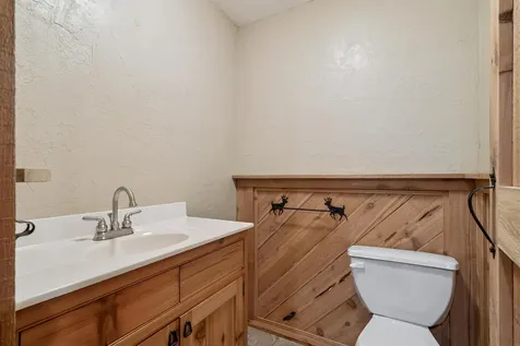 500 Douglas Road Waterloo IA 50703
