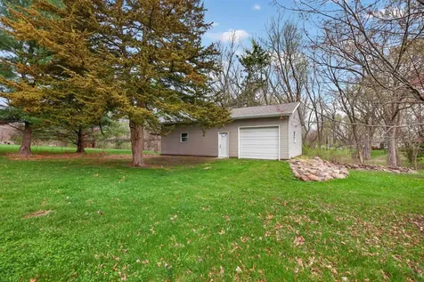 500 Douglas Road Waterloo IA 50703