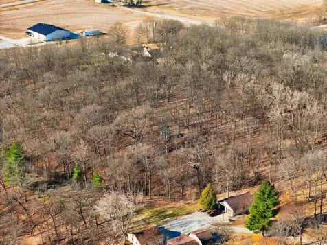 2481 127th Drive Marengo IA 52301