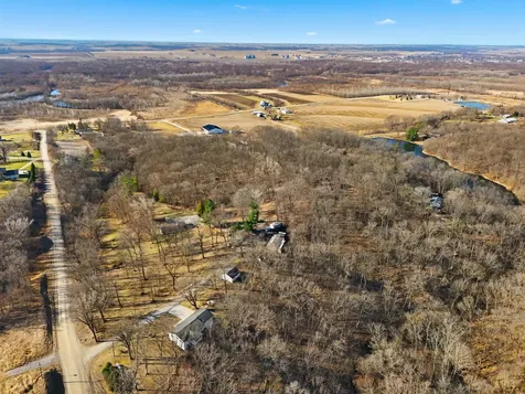 2481 127th Drive Marengo IA 52301