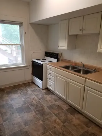 810 W 25th Street Cedar Falls IA 50613