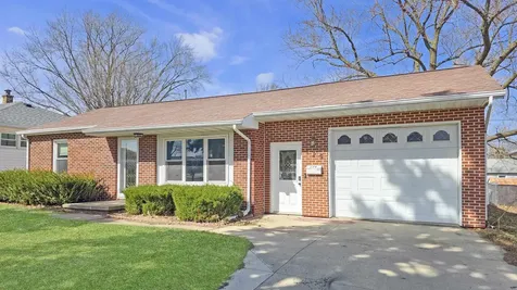 129 Acadia Street Waterloo IA 50702