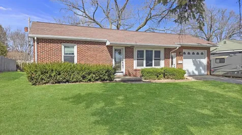 129 Acadia Street Waterloo IA 50702