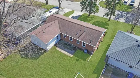 129 Acadia Street Waterloo IA 50702