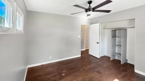 129 Acadia Street Waterloo IA 50702