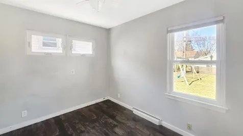129 Acadia Street Waterloo IA 50702