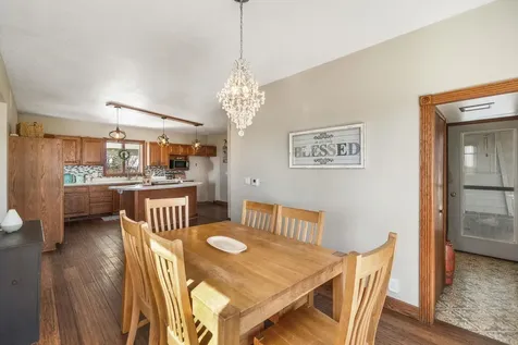 3285 310th Street Sumner IA 50674