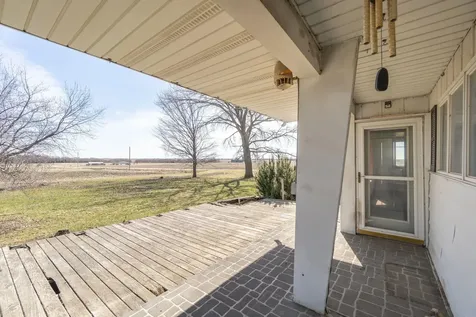 3285 310th Street Sumner IA 50674