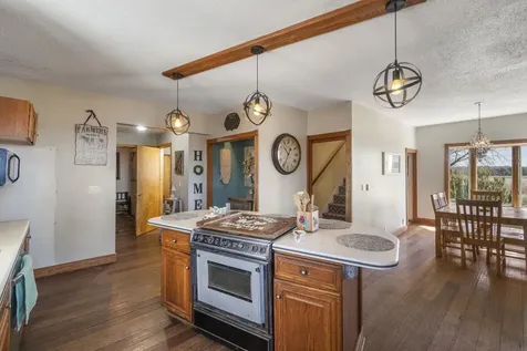 3285 310th Street Sumner IA 50674