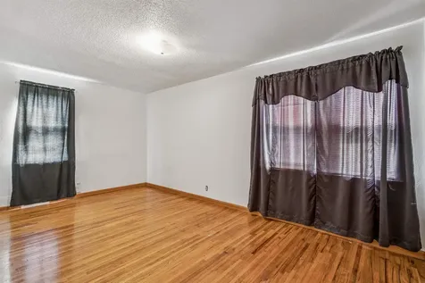 715 NE 1st Avenue Oelwein IA 50662