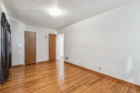 715 NE 1st Avenue Oelwein IA 50662