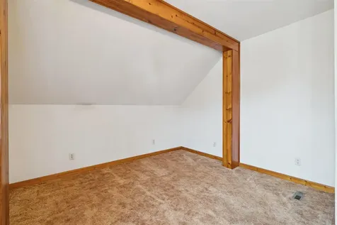 332 N 1st Street Guttenberg IA 52052