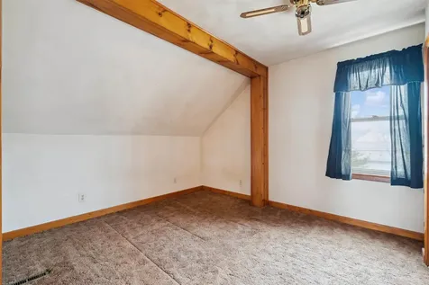 332 N 1st Street Guttenberg IA 52052
