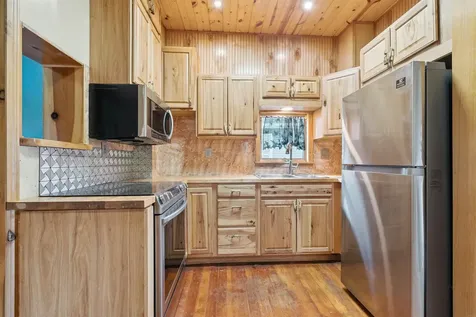 332 N 1st Street Guttenberg IA 52052
