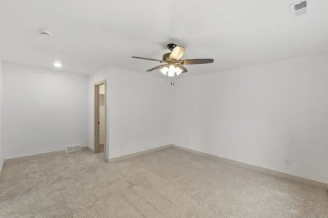 505 Sands Avenue Janesville IA 50647