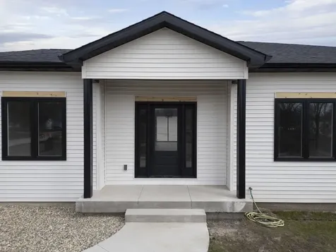 505 Sands Avenue Janesville IA 50647
