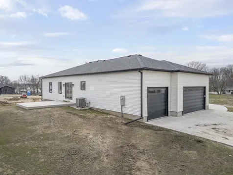 505 Sands Avenue Janesville IA 50647