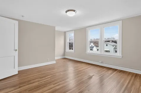 434 Belmont Avenue Waterloo IA 50701