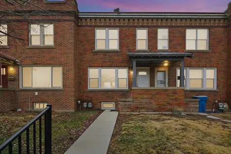 434 Belmont Avenue Waterloo IA 50701