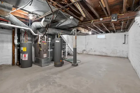 434 Belmont Avenue Waterloo IA 50701