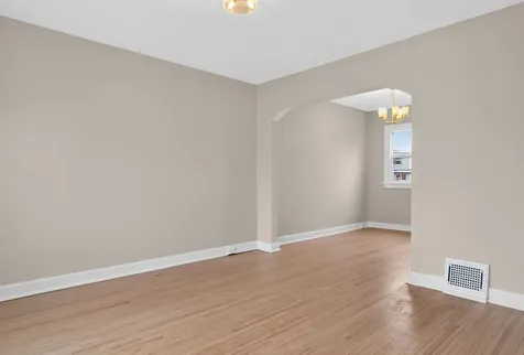 434 Belmont Avenue Waterloo IA 50701