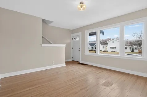 434 Belmont Avenue Waterloo IA 50701