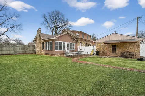 215 Arden Street Waterloo IA 50701