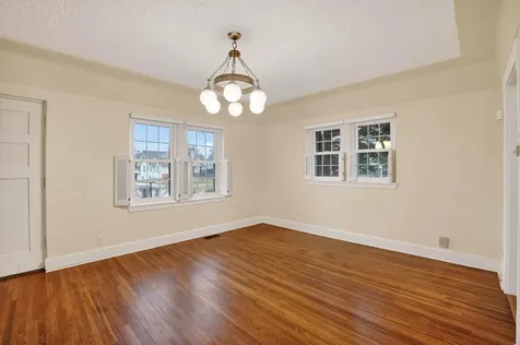 215 Arden Street Waterloo IA 50701