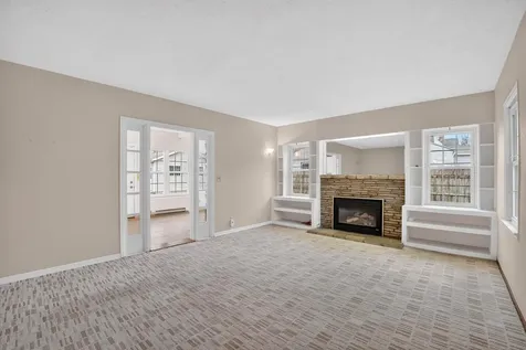 215 Arden Street Waterloo IA 50701