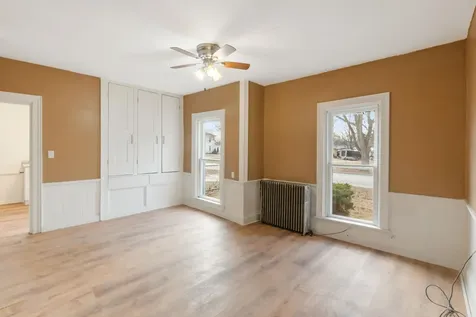 513 SW 4th Street Independence IA 50644