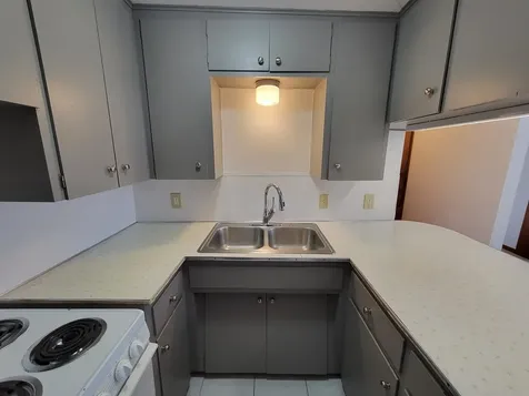 2221 Olive Street Cedar Falls IA 50613