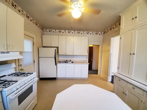 2221 Olive Street Cedar Falls IA 50613
