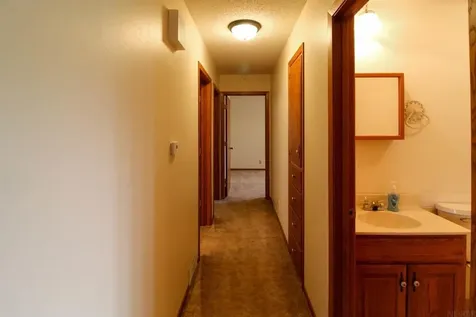1107 12th Street Grundy Center IA 50638