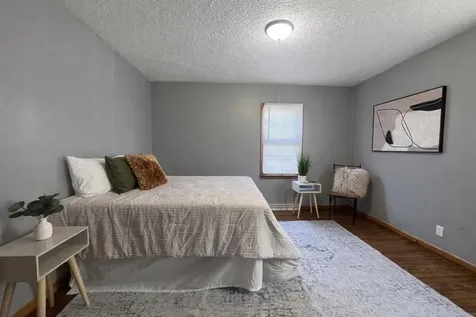 736 Sherman Avenue Waterloo IA 50703