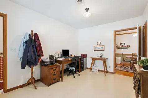 1615 1st Street East Independence IA 50644