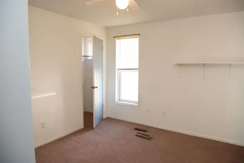 332 Newell Street Waterloo IA 50703