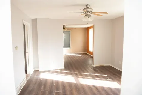 332 Newell Street Waterloo IA 50703