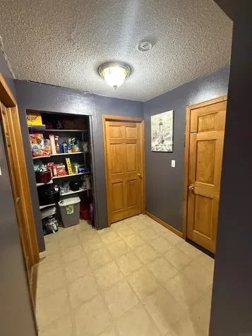 512 1st Avenue NE Oelwein IA 50662
