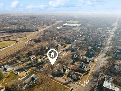 Irving Street Waterloo IA 50703