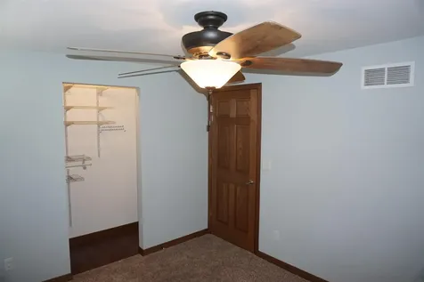 1215 3rd Avenue Ackley IA 50601