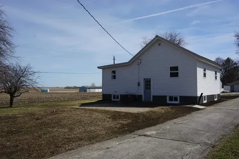 1215 3rd Avenue Ackley IA 50601