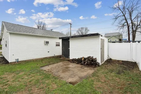 516 E 4th Street Vinton IA 52349
