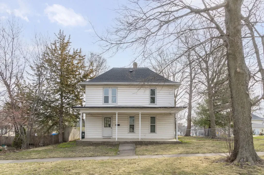 1622 Franklin Street Cedar Falls IA 50613