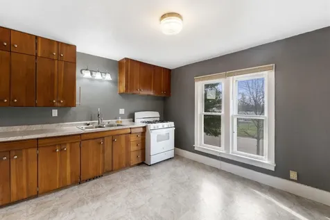 1622 Franklin Street Cedar Falls IA 50613