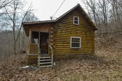 37139 Errthum Road Guttenberg IA 52052