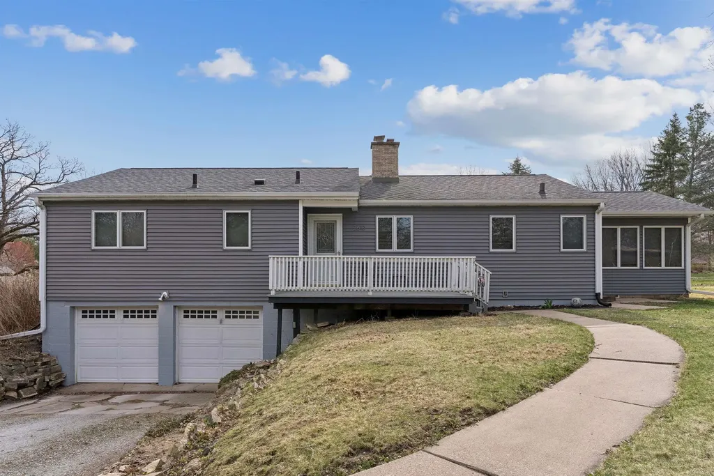 2610 Mcclain Drive Cedar Falls IA 50613