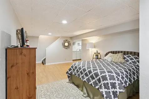 2610 Mcclain Drive Cedar Falls IA 50613