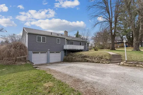 2610 Mcclain Drive Cedar Falls IA 50613