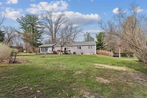 2610 Mcclain Drive Cedar Falls IA 50613