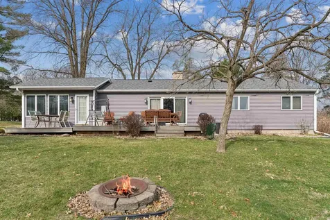 2610 Mcclain Drive Cedar Falls IA 50613